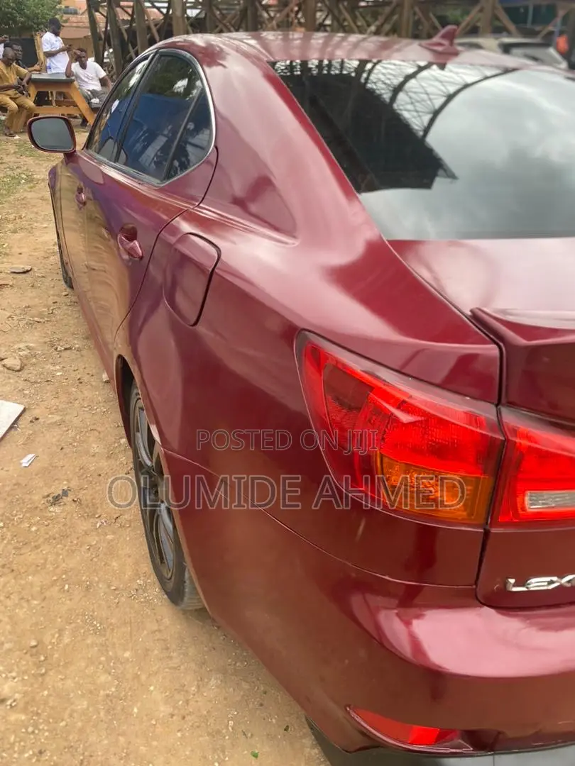 Lexus IS 250 2007 Red