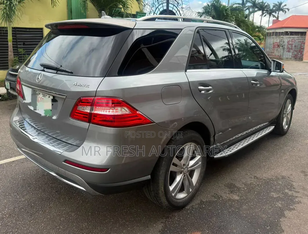 Mercedes-Benz M Class 2012 Gray
