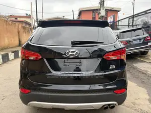 Hyundai Santa Fe Limited 4dr SUV AWD (3.3L 6cyl 6A) 2014 Black