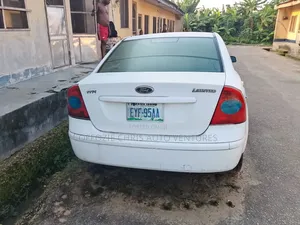 Ford Focus 2005 White