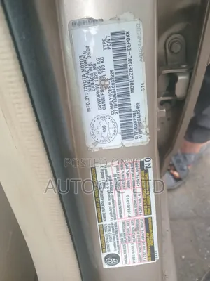 Toyota Corolla 2004 Gold