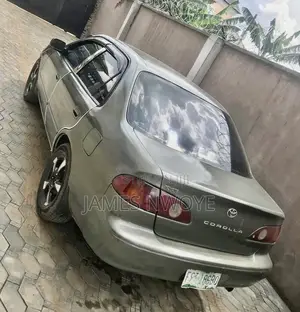 Toyota Corolla Sedan 2001 Green