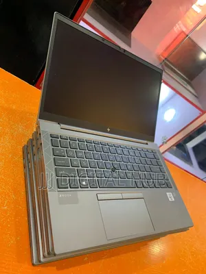 Laptop HP ZBook Firefly G8 32GB Intel Core i7 SSD 512GB
