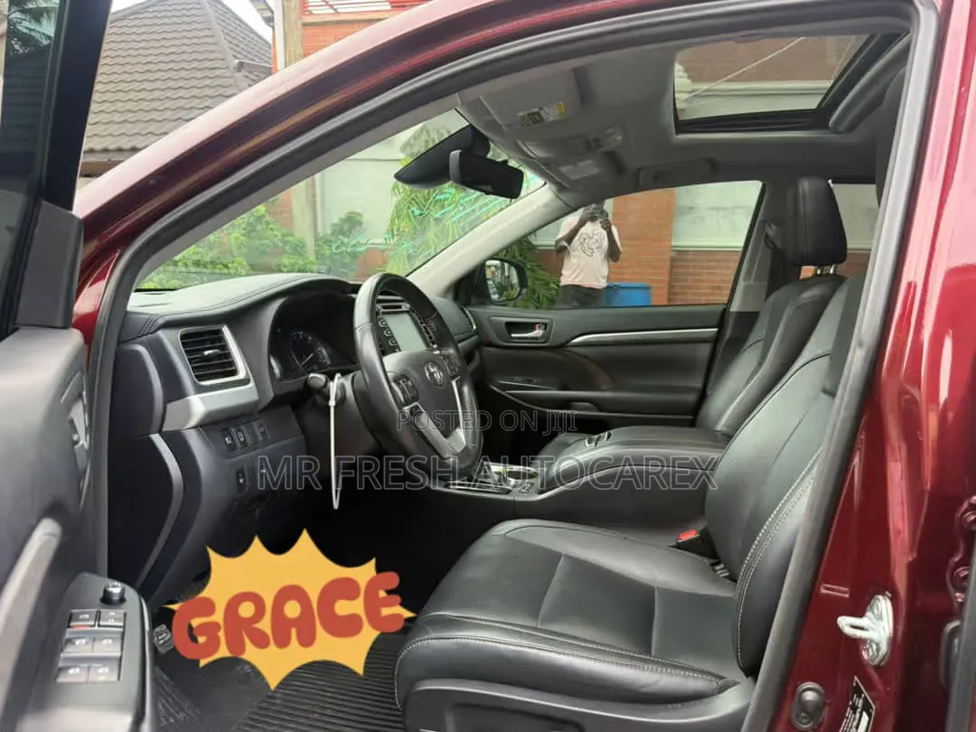 Toyota Highlander 2017 Red