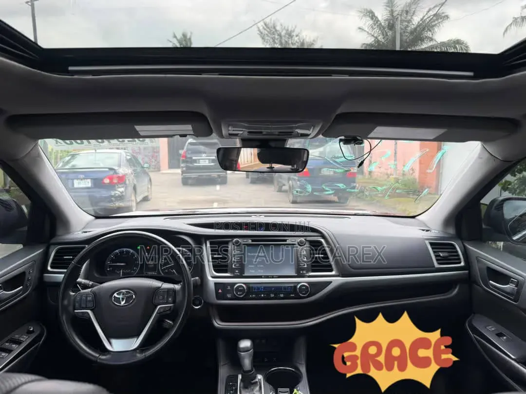 Toyota Highlander 2017 Red