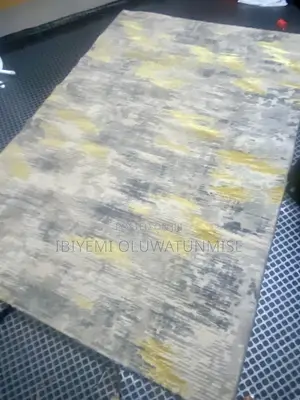Modern Abstract Center Rug – Soft, Stylish Elegant