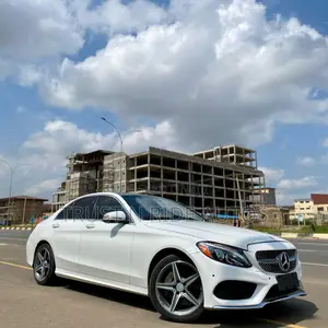 Mercedes-Benz C300 Base 4Matic Sedan AWD (2.0L 4cyl 7A) 2016 White