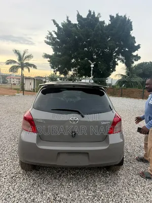 Toyota Yaris 2007 Gray