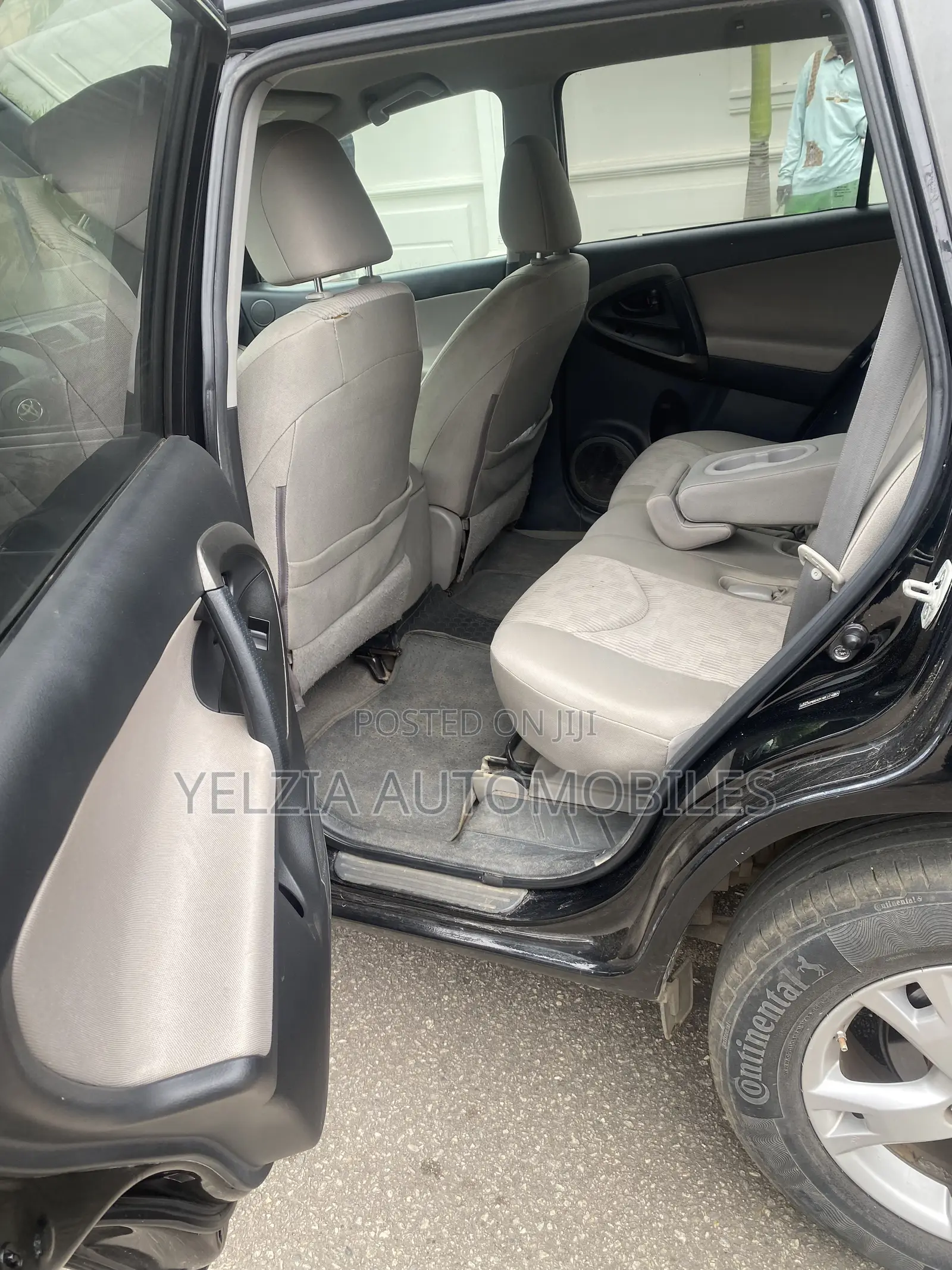 Toyota RAV4 2012 Black