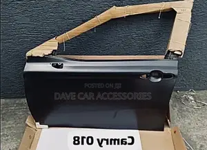 Toyota Camry 2018 Door