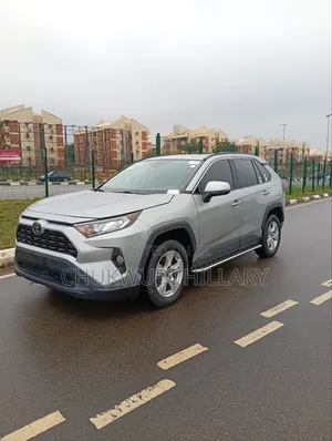 Toyota RAV4 2019 Silver