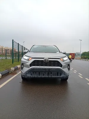 Toyota RAV4 2019 Silver