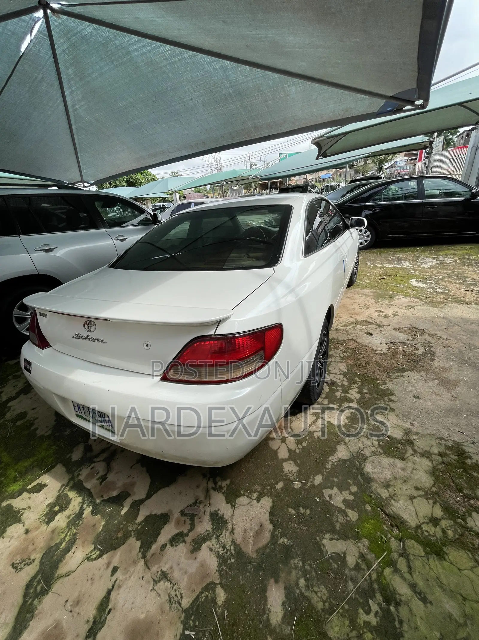 Toyota Solara 2000 White