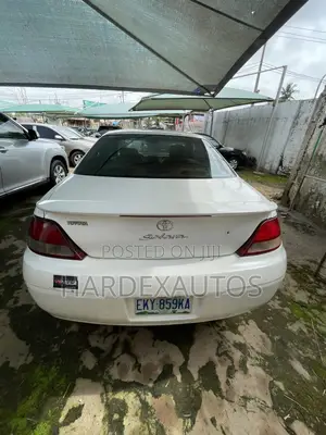 Toyota Solara 2000 White