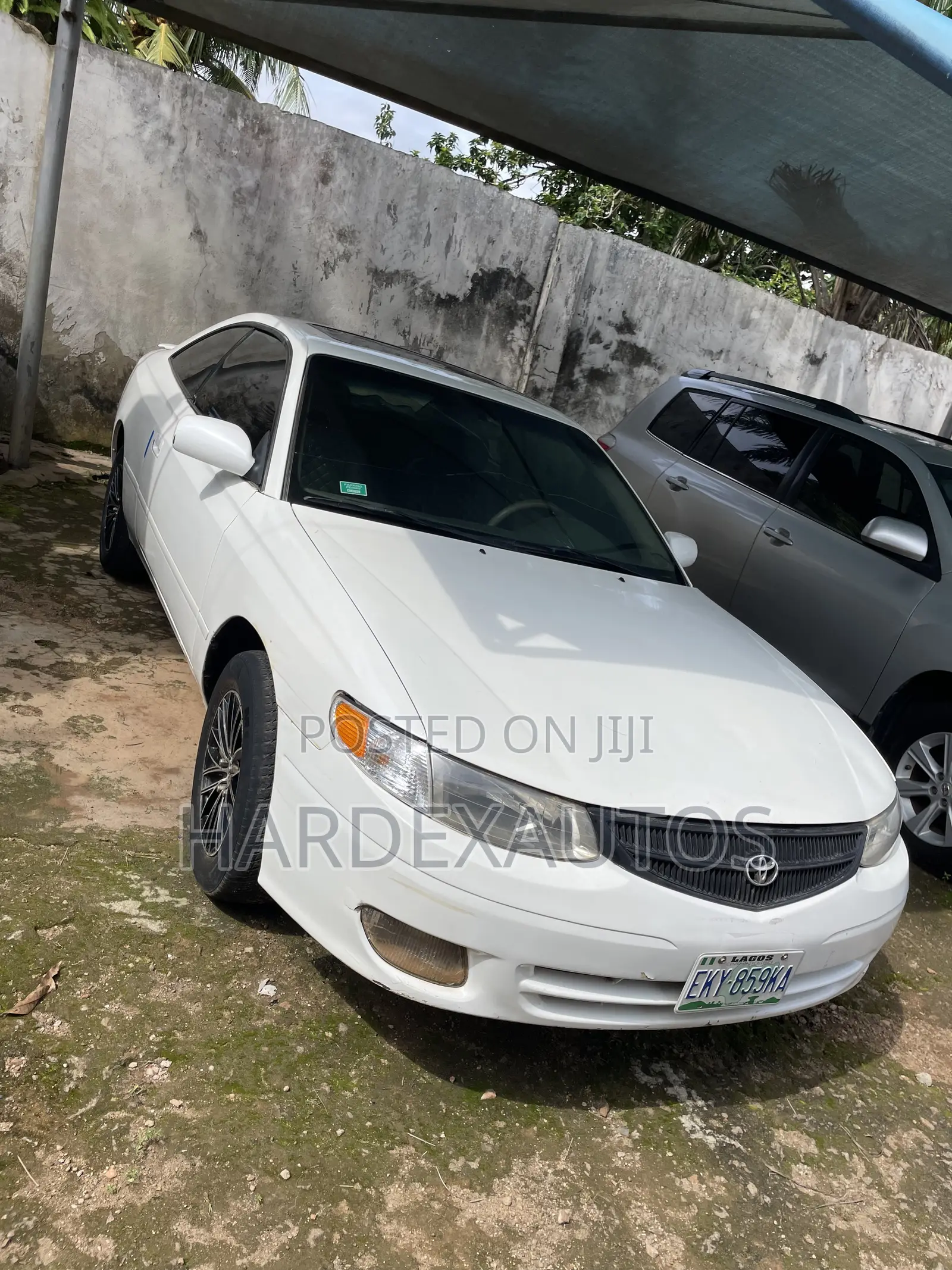 Toyota Solara 2000 White