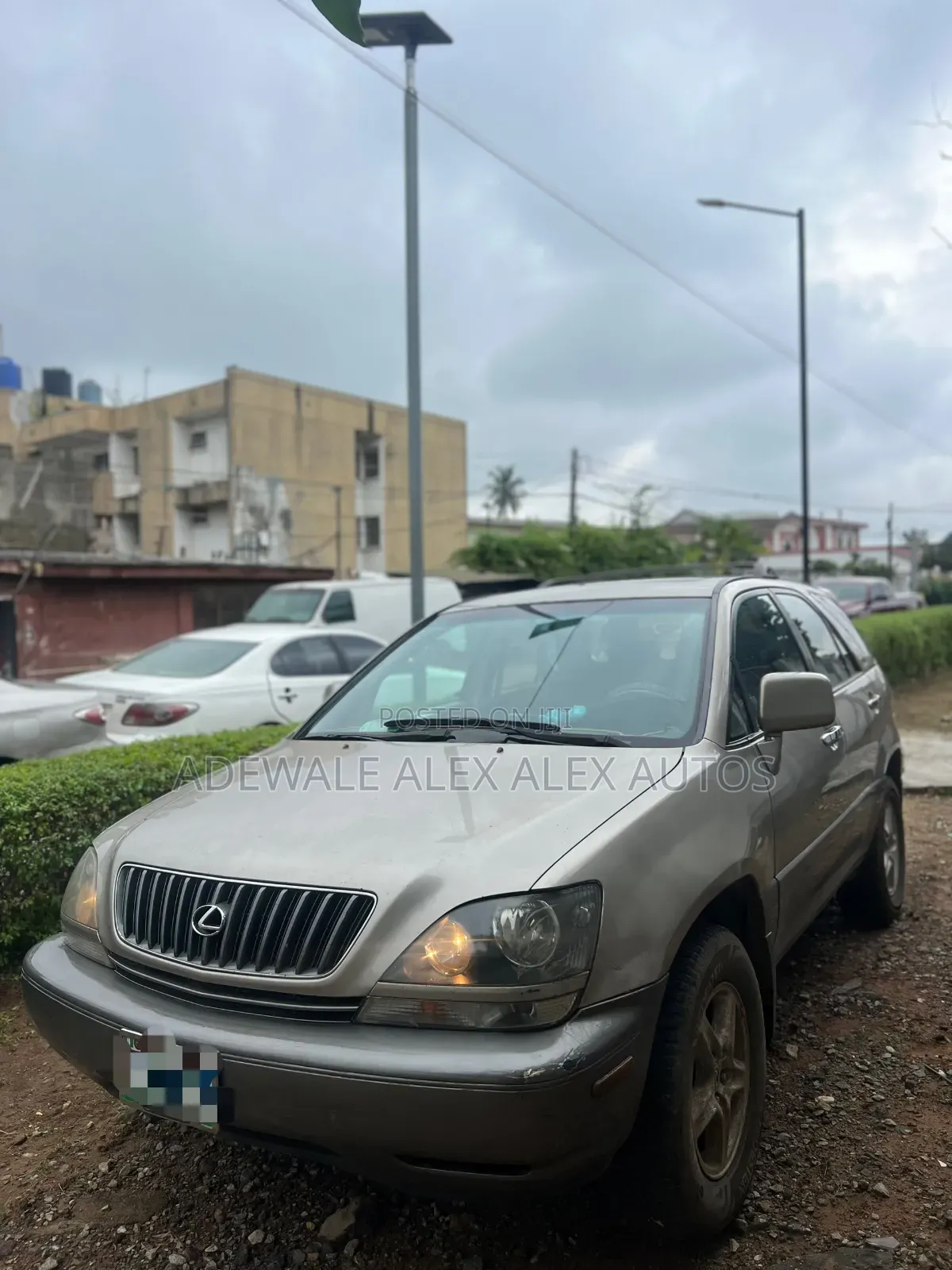 Lexus RX 2000 Gold