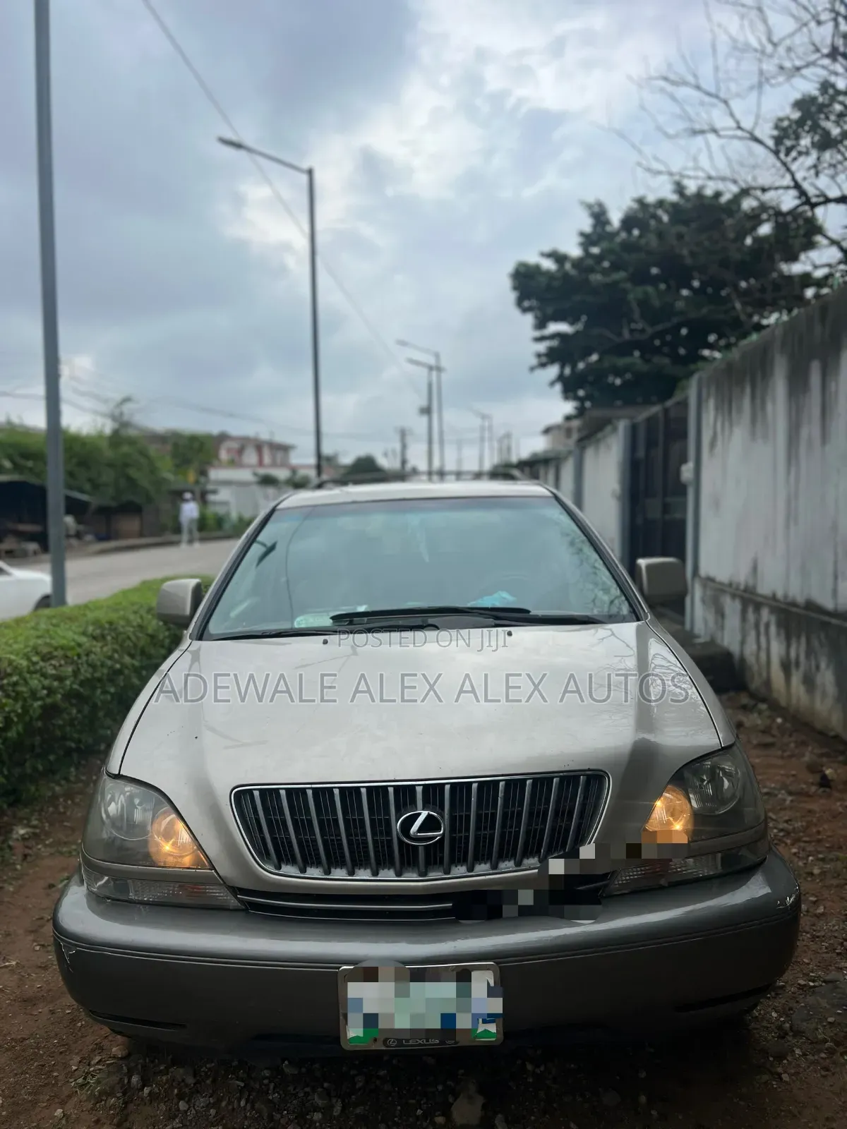 Lexus RX 2000 Gold