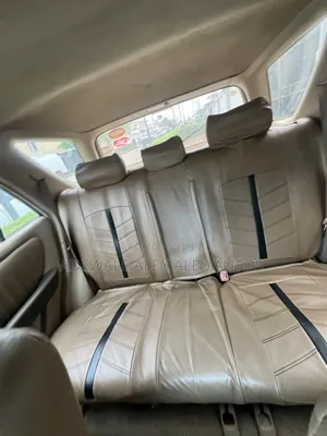 Lexus RX 2000 Gold