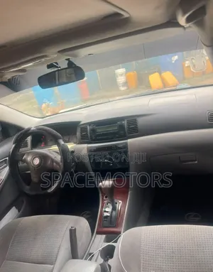 Toyota Corolla 2005 Silver