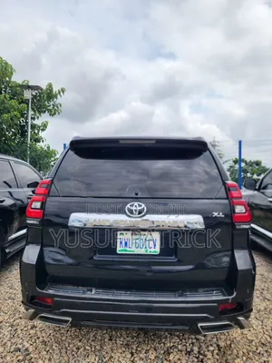 Toyota Land Cruiser Prado 2013 Black