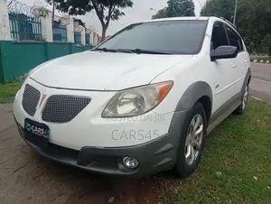 Pontiac Vibe 2006 White