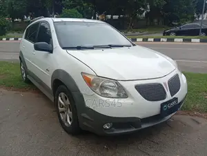 Pontiac Vibe 2006 White