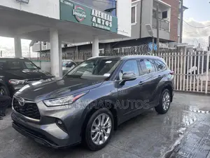 Toyota Highlander Limited 2021 Gray