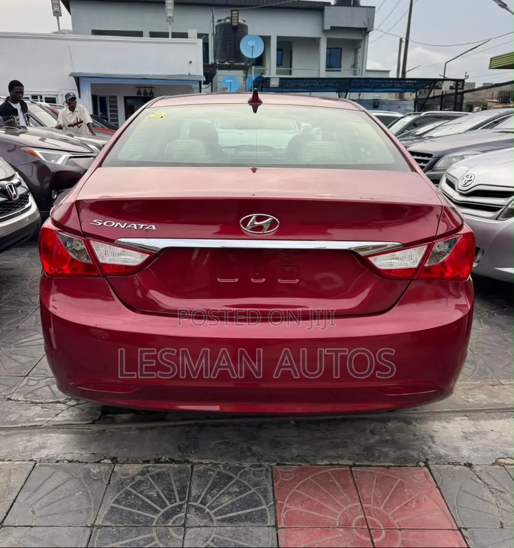 Hyundai Sonata 2011