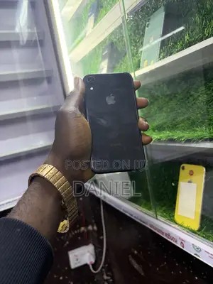 Apple iPhone XR 64 GB Black