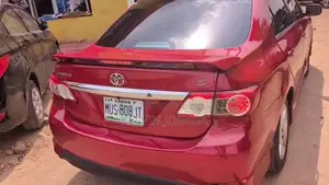 Toyota Corolla 2012 Red