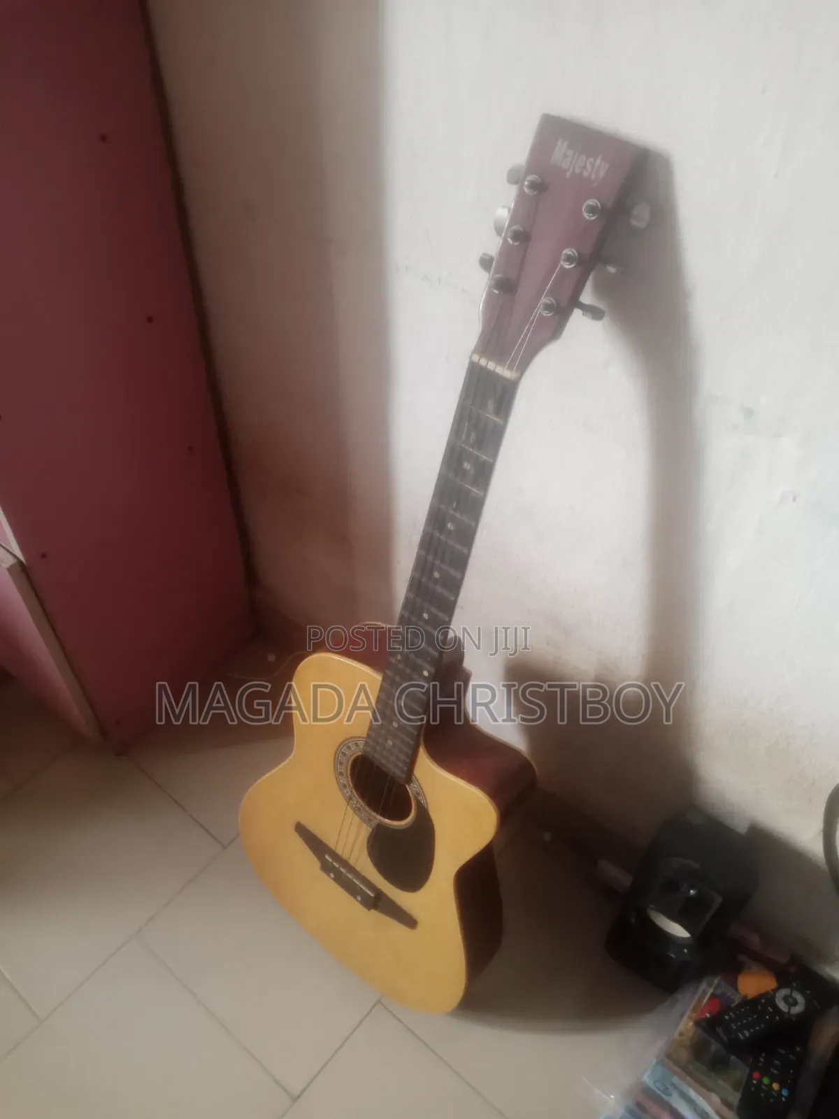 Majesty Guitar