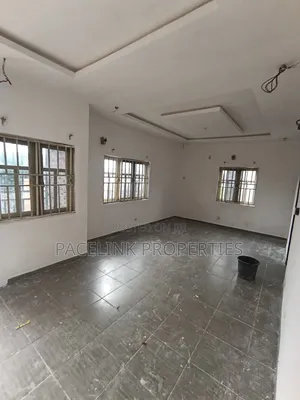 3bdrm Apartment in Diamond Estate Lasu for rent