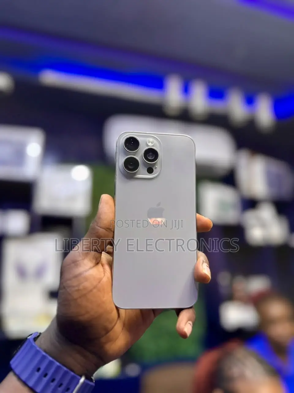 Apple iPhone 15 Pro Max 256 GB Gray