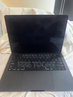 Laptop Apple MacBook Pro 2024 M4 16GB Apple M4 Pro HDD+SSD 512GB