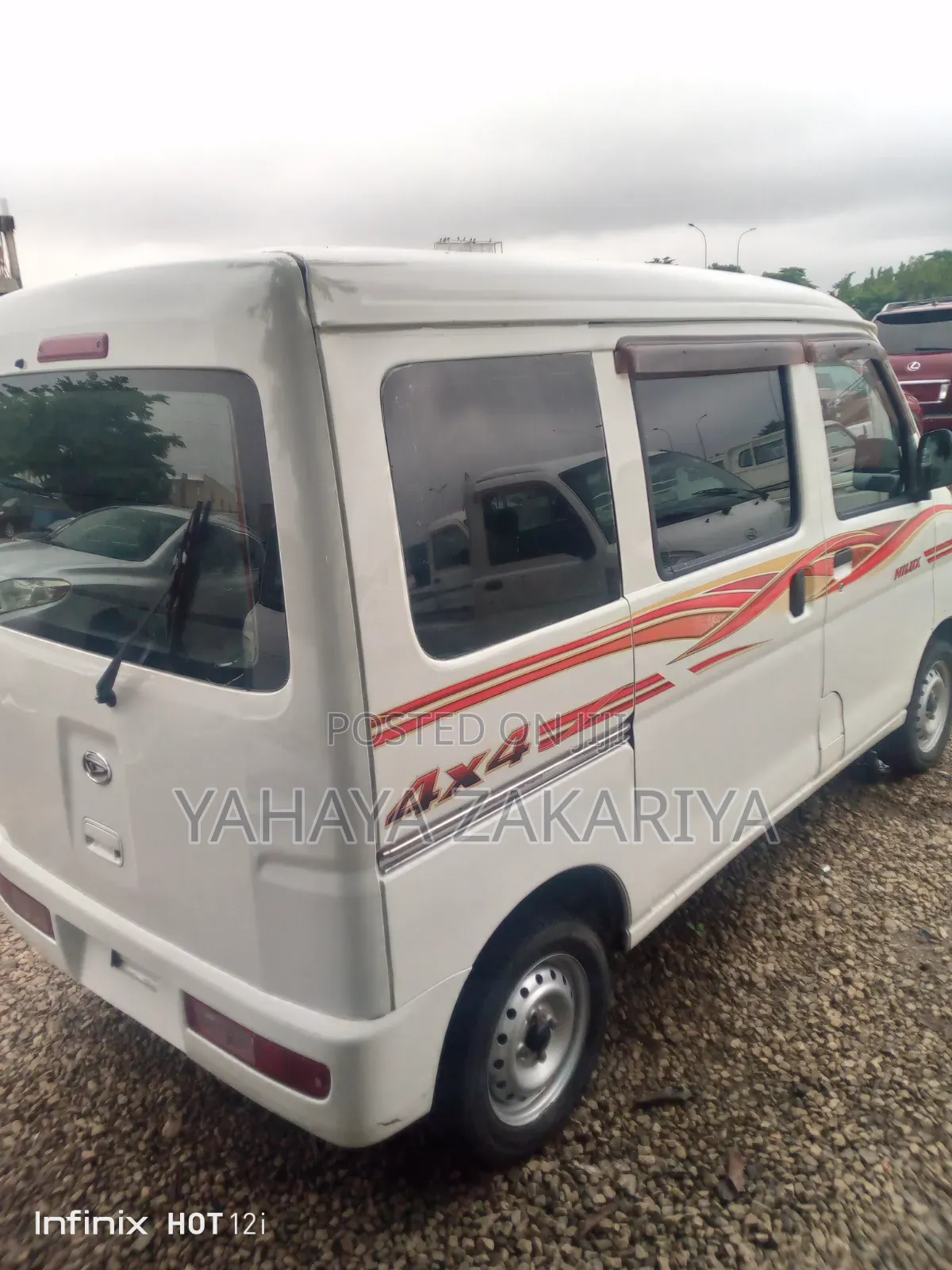 Daihatsu Hijet 2005 White