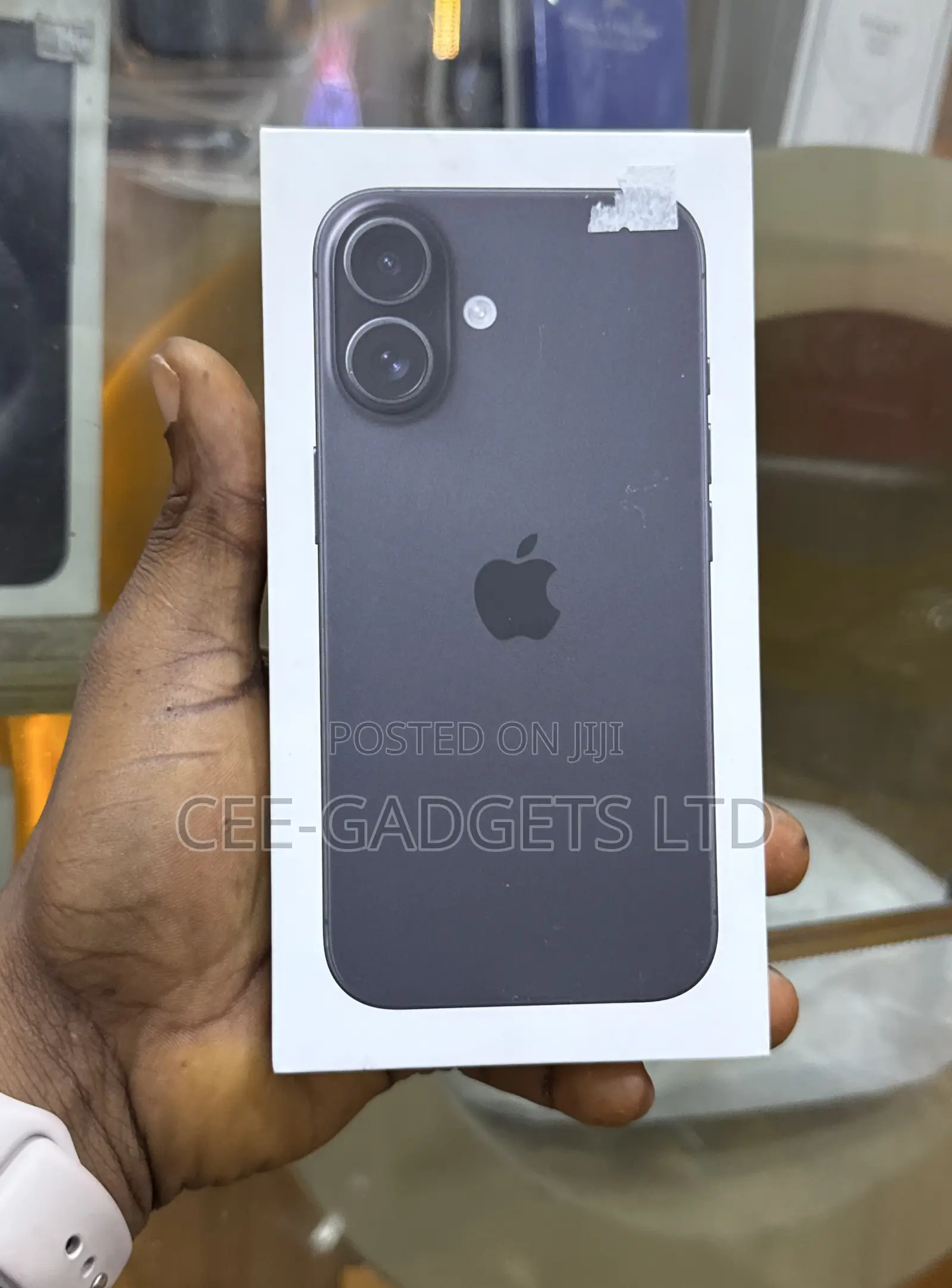 New Apple iPhone 17 256 GB Black