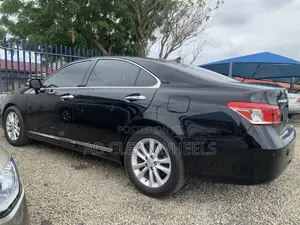 Lexus ES 350 2011 Black