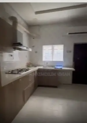 4bdrm Townhouse / Terrace in Ikate for rent