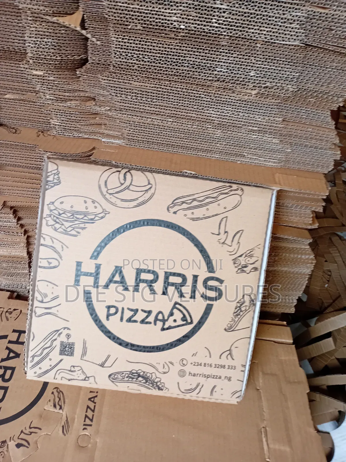 Branded and Unbranded Pizaa Carton