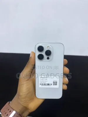 Apple iPhone 15 Pro 256 GB White