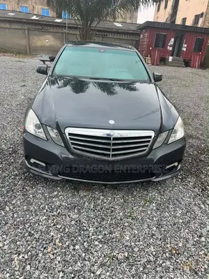 Mercedes-Benz E350 Base 4dr Sedan RWD (3.5L 6cyl 7A) 2011 Gray