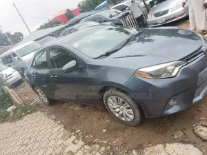 Toyota Corolla 2015 Gray