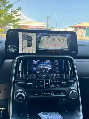 Lexus LX 2022 Black