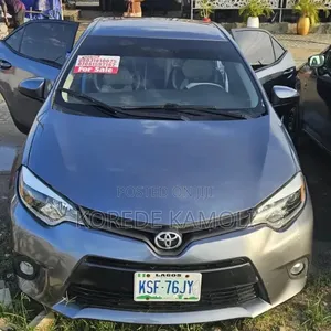 Toyota Corolla L 4dr Sedan (1.8L 4cyl Manual) 2016 Gray