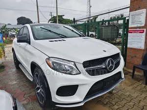 Mercedes-Benz GLE-Class 2019 White