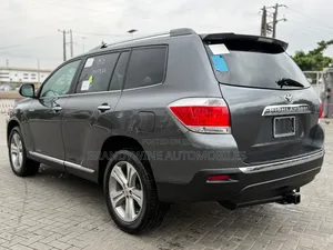 Toyota Highlander 2011 Gray