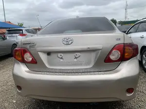 Toyota Corolla 1.8 LE 2008 Gold