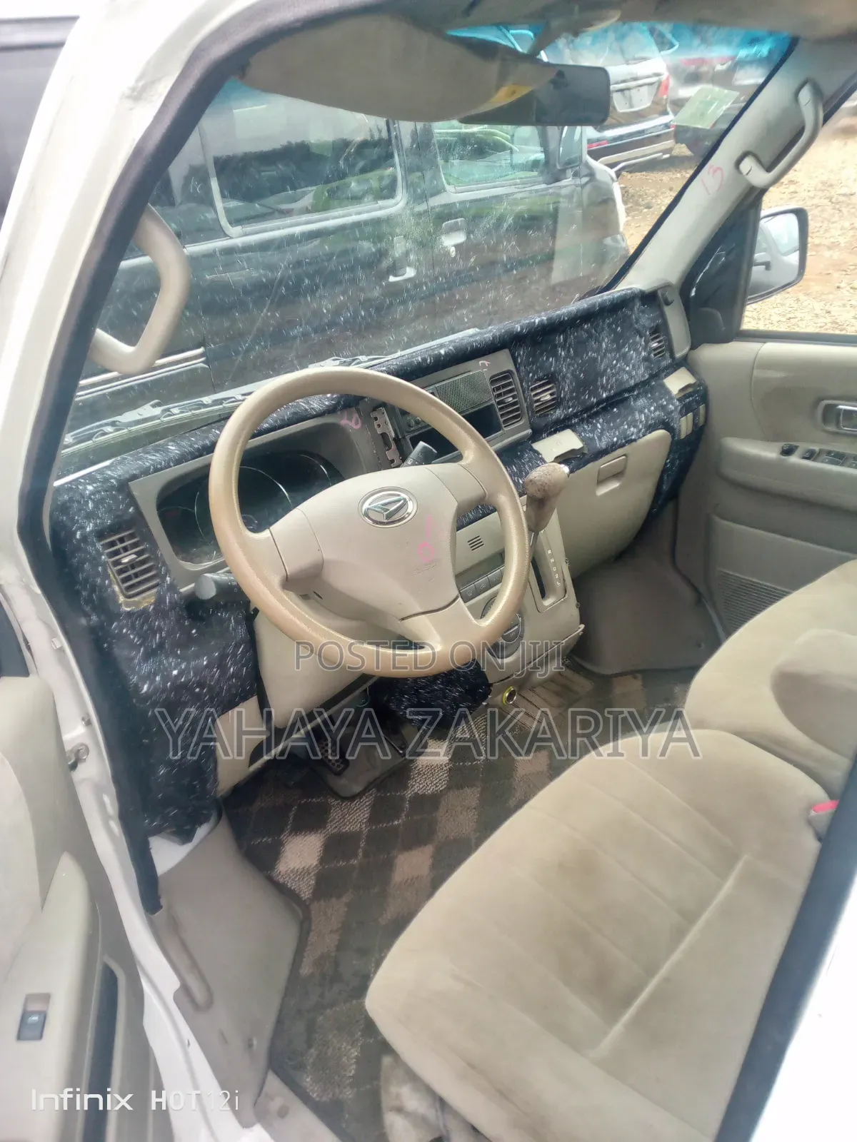 Daihatsu Hijet 2005 White