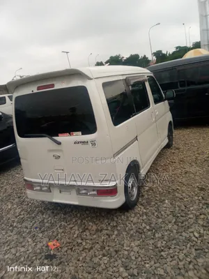 Daihatsu Hijet 2005 White