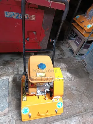 C-90 Plate Compactor